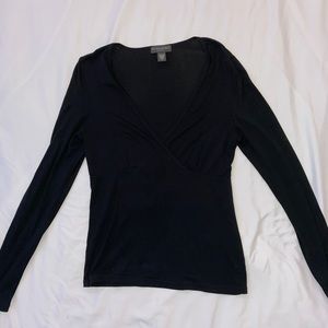 Banana republic black long sleeve V-neck shirt